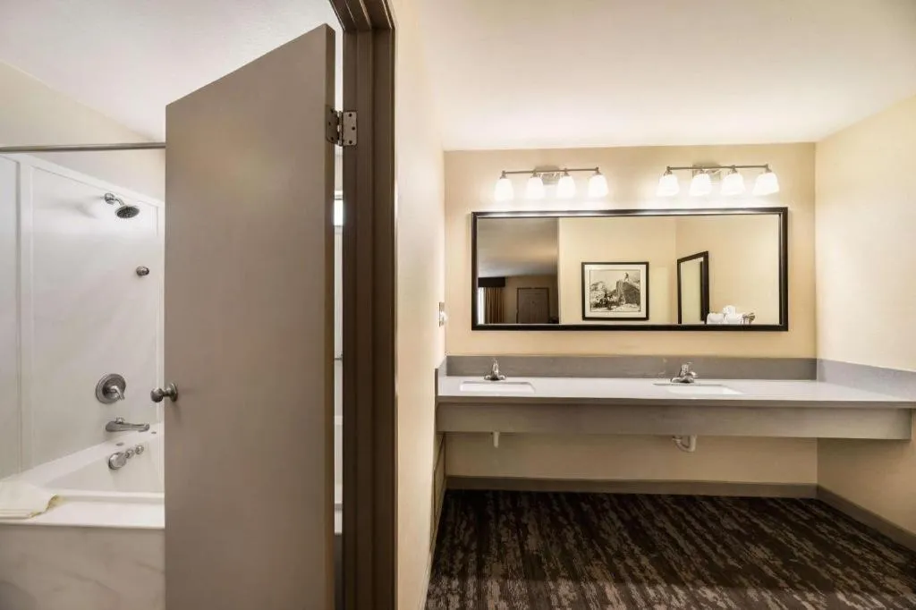 Best Western Frontier Motel