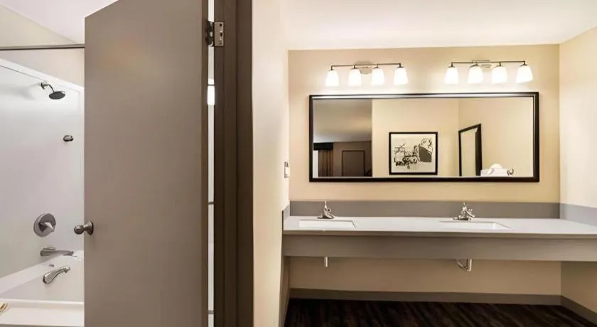 Best Western Frontier Motel