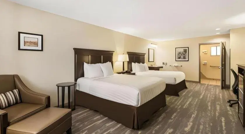 Bed in Best Western Frontier Motel Bed in Best Western Frontier Motel