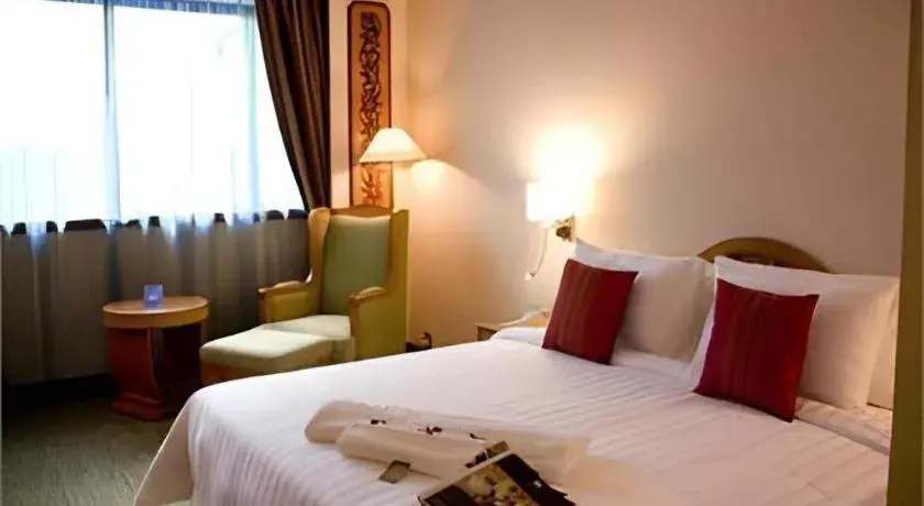 Bed in The CentrePoint Hotel Bed in The CentrePoint Hotel