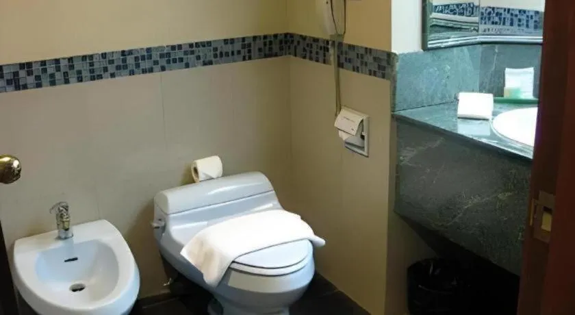 The CentrePoint Hotel