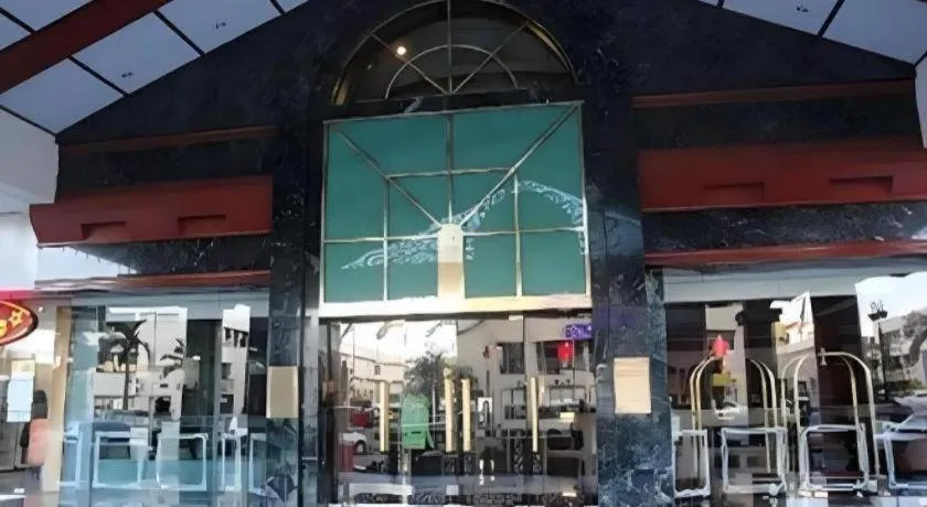 The CentrePoint Hotel