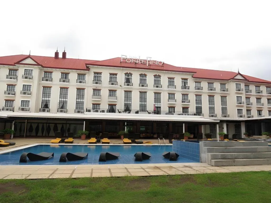 Pontefino Hotel and Residences