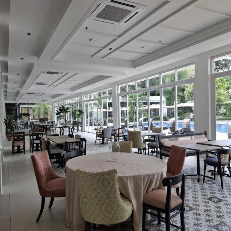 Pontefino Hotel and Residences