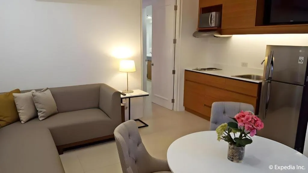 Pontefino Hotel and Residences