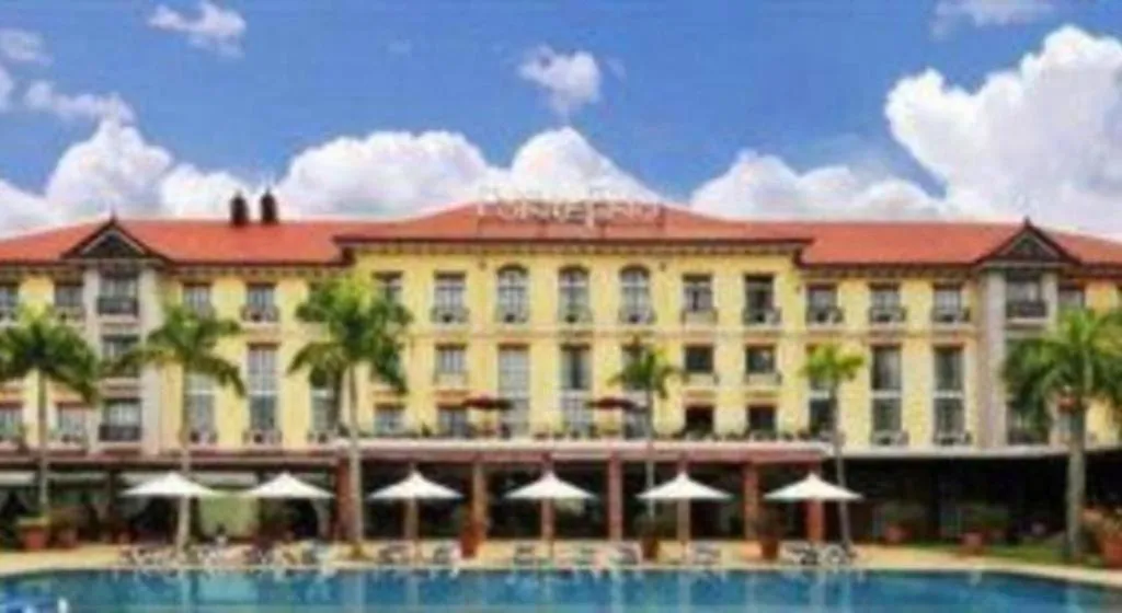 Pontefino Hotel and Residences