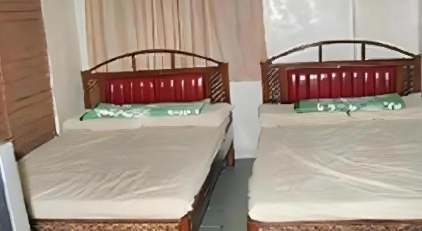 Bed in Boracay Travelodge Beach Resort