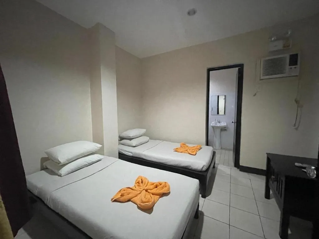 Bed in Boracay Travelodge Beach Resort