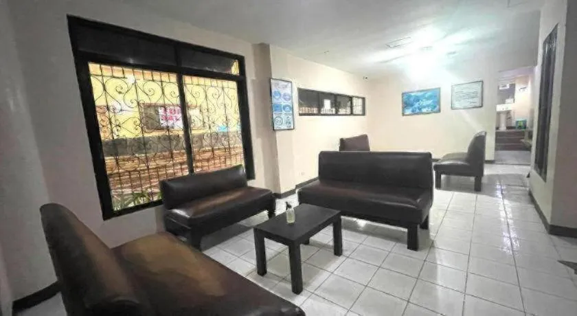 Boracay Travelodge Beach Resort