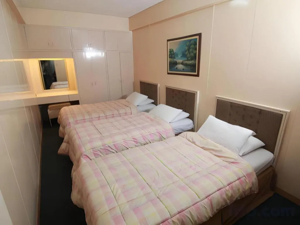 Bed in Hotel Supreme