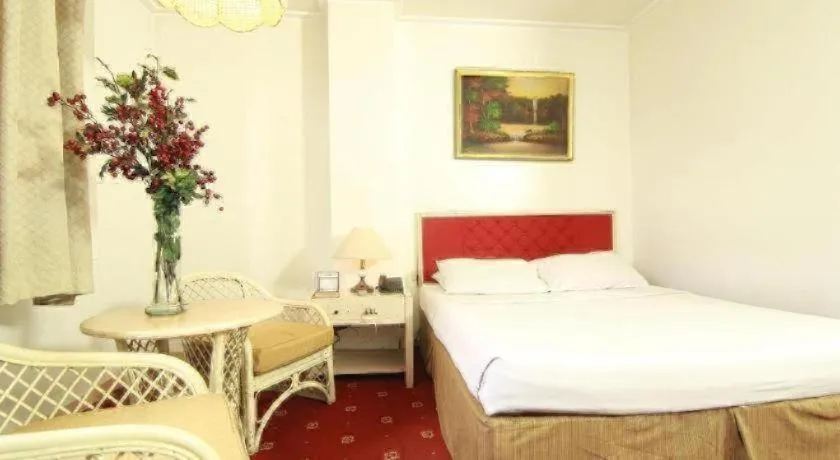 Bed in Hotel Supreme