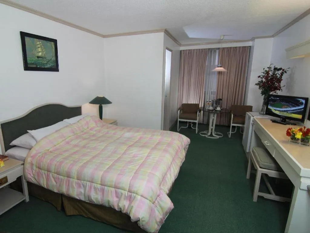 Bed in Hotel Supreme