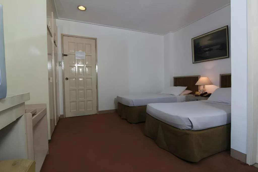 Bed in Hotel Supreme