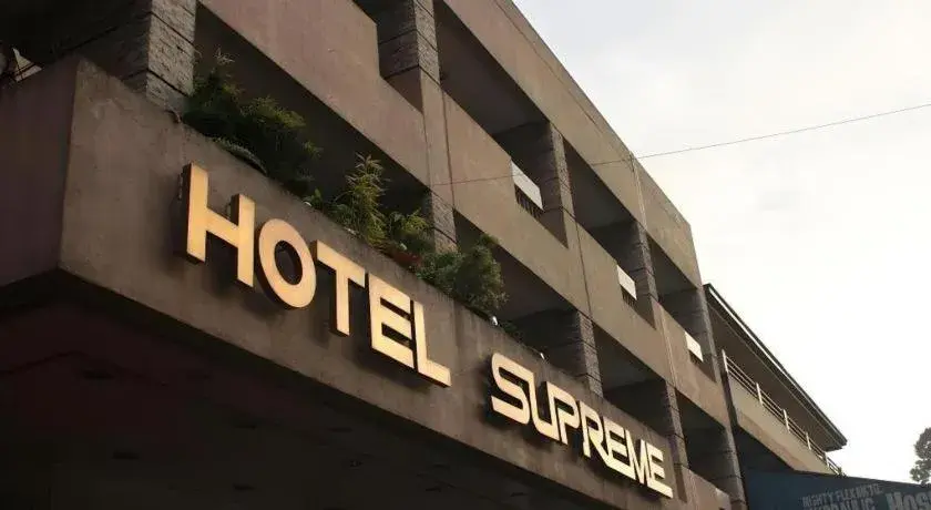 Hotel Supreme Hotel Supreme