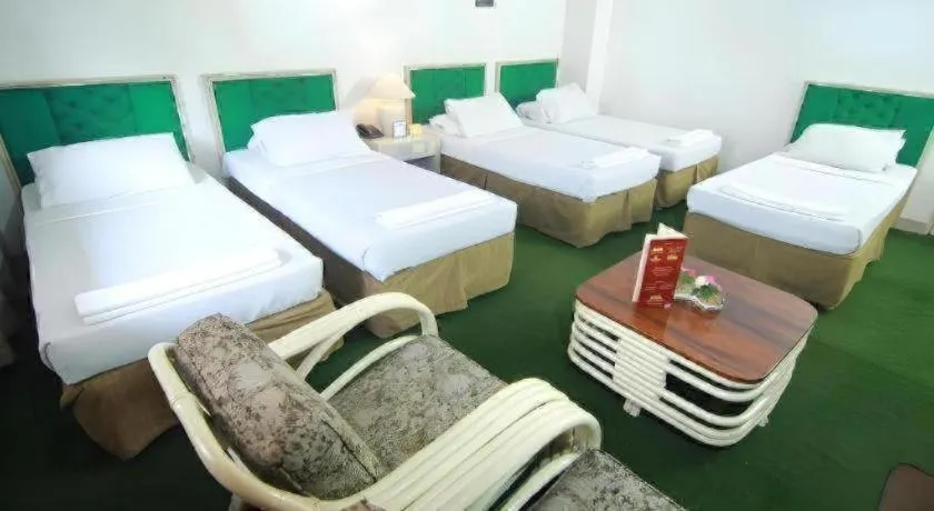 Bed in Hotel Supreme