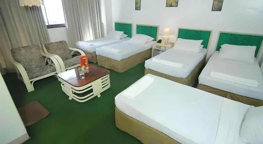 Bed in Hotel Supreme Bed in Hotel Supreme