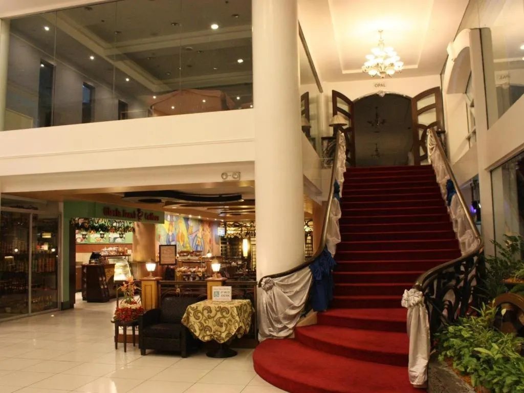 Hotel Supreme Convention Plaza