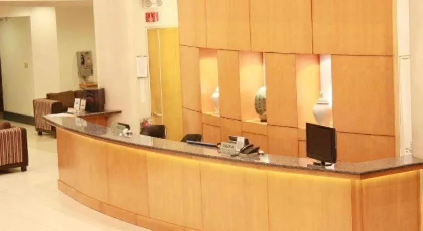 Hotel Supreme Convention Plaza