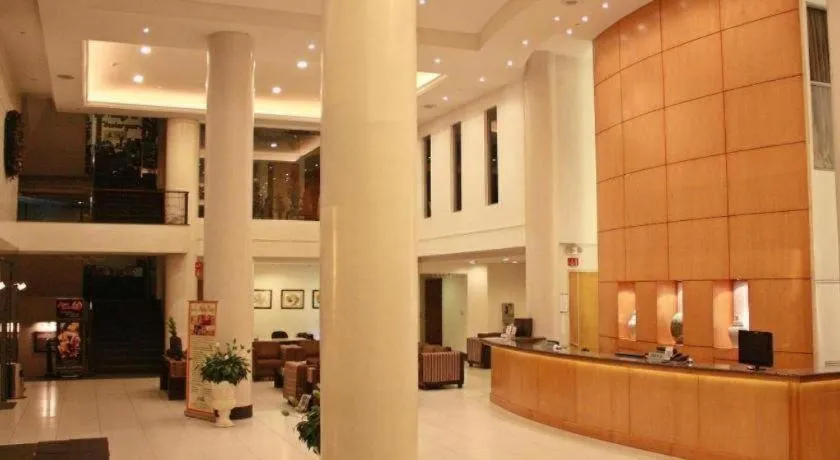 Hotel Supreme Convention Plaza