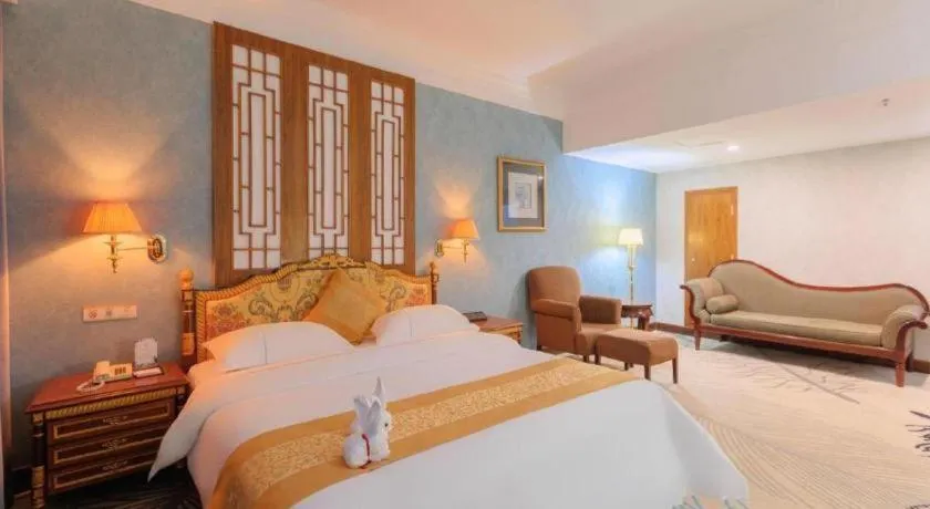 Bed in Greatwall Hotel - Zhengzhou