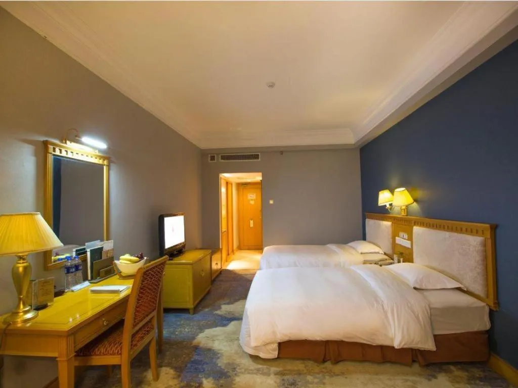 Bed in Greatwall Hotel - Zhengzhou