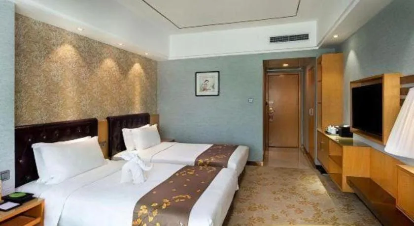 Bed in Xian Empress Hotel