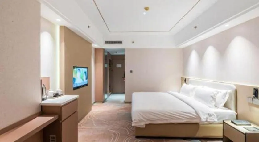 Bed in Xian Empress Hotel