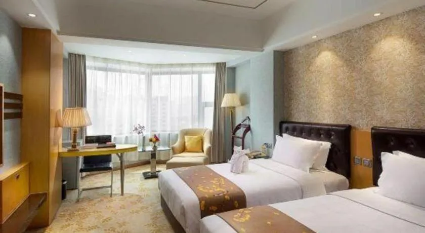 Bed in Xian Empress Hotel