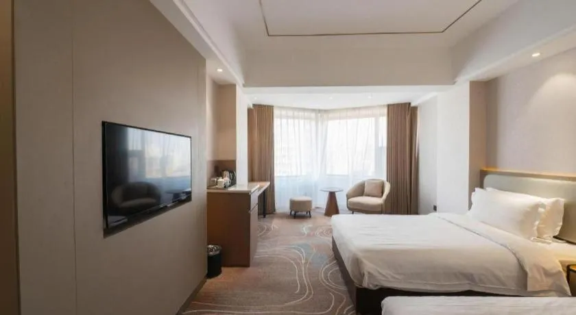 Bed in Xian Empress Hotel