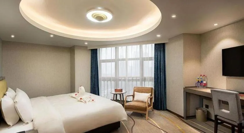 Bed in Xian Empress Hotel