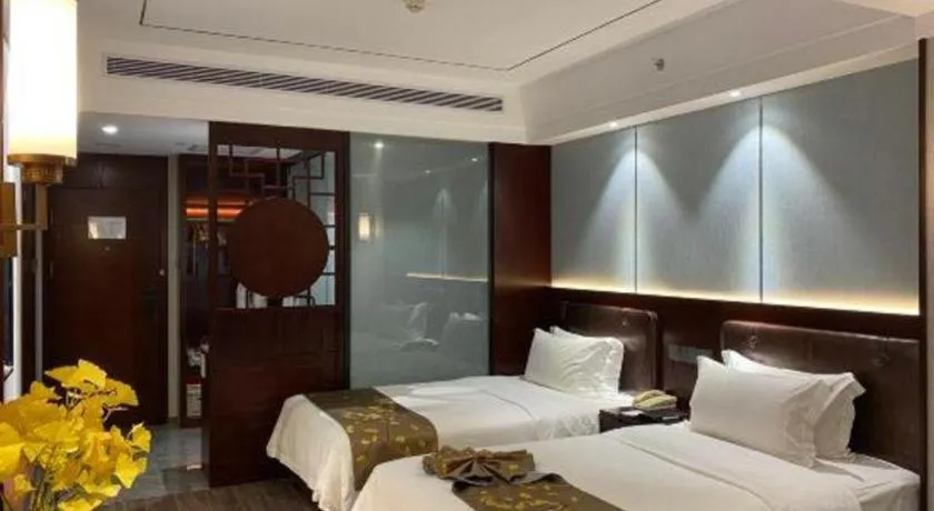 Bed in Xian Empress Hotel