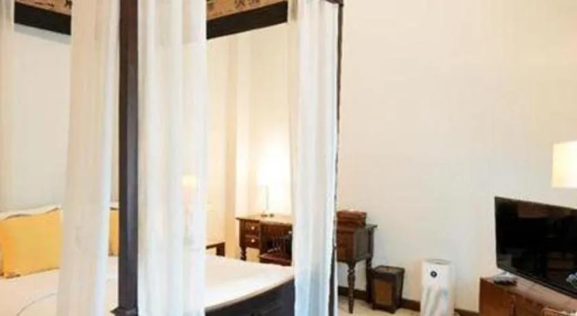 Baan Klang Wiang Hotel