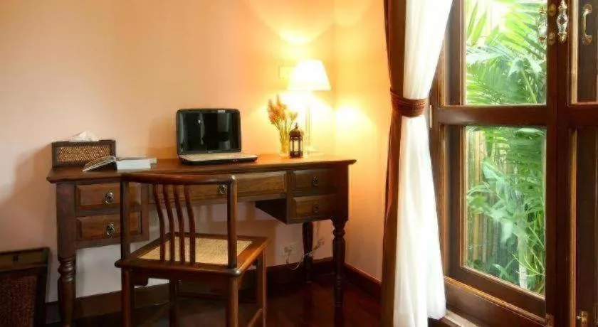 Baan Klang Wiang Hotel