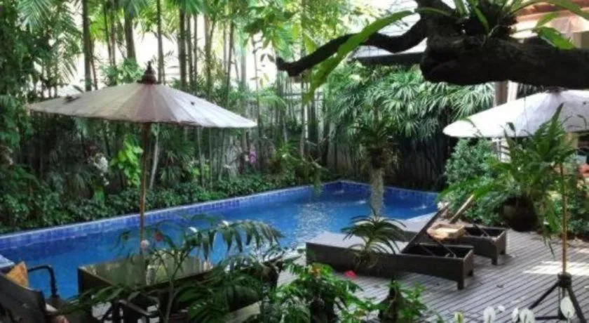 Baan Klang Wiang Hotel