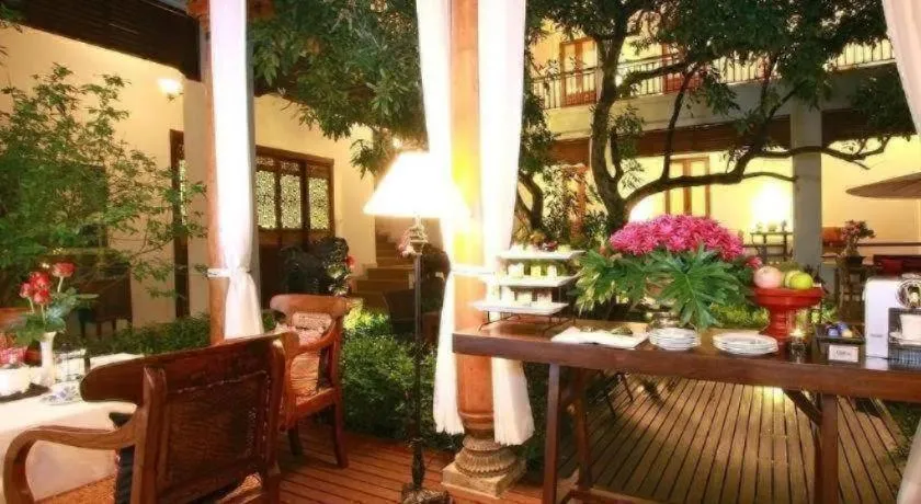 Baan Klang Wiang Hotel