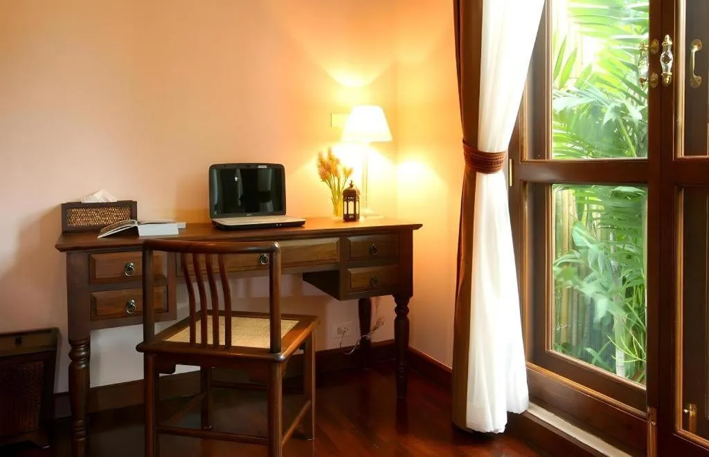 Baan Klang Wiang Hotel