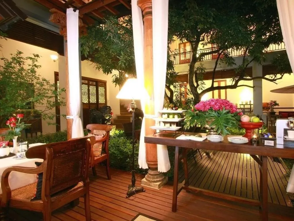 Baan Klang Wiang Hotel