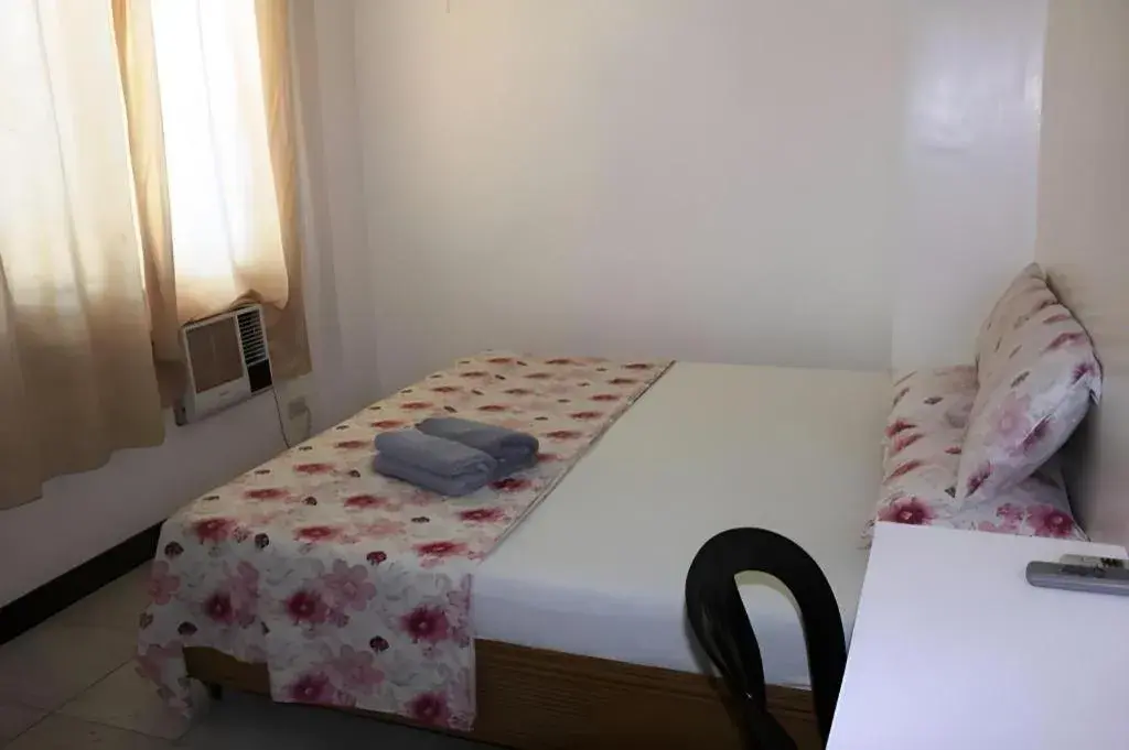 Bed in Boracay Breeze Resort Bed in Boracay Breeze Resort