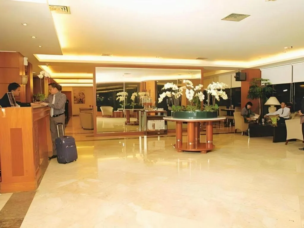 Grand Cemara Hotel