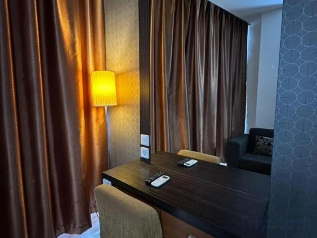 Bed in Travello Hotel Manado