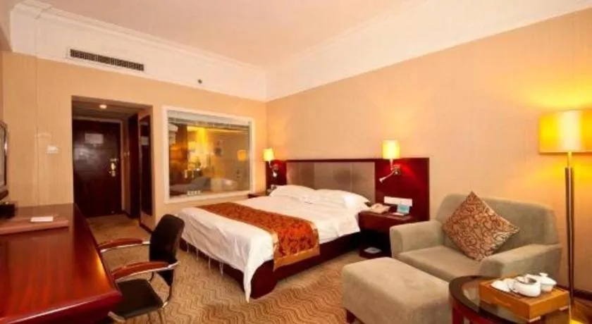 Bed in Fujian Galaxy Garden Hotel