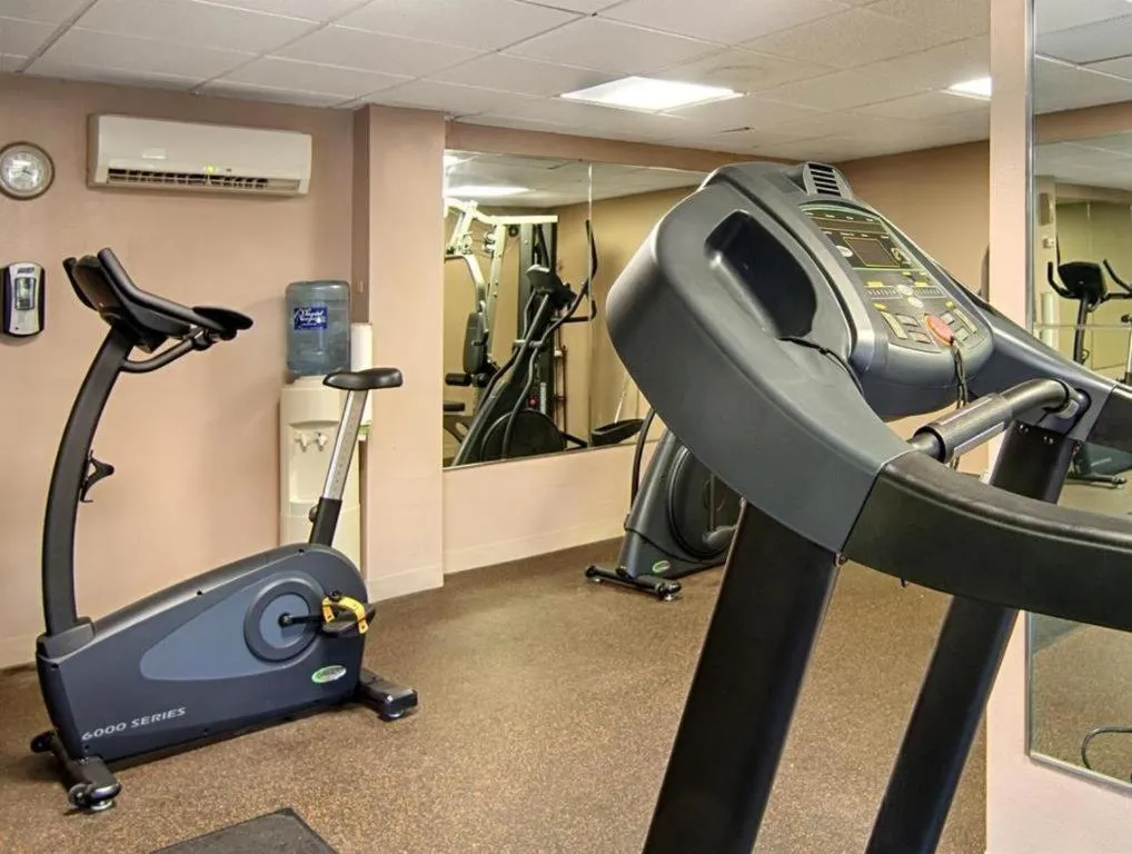 AmericInn by Wyndham La Crosse Riverfront-Conference Center