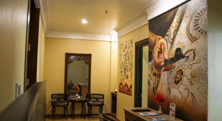 Amos Cozy Hotel Melawai