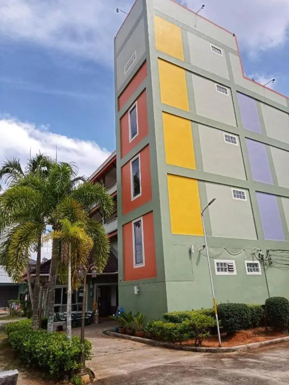 22 Seasons Hotel