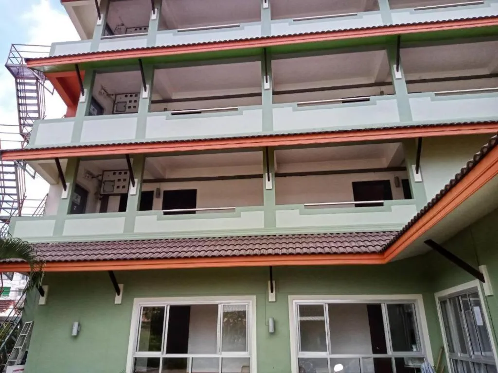 22 Seasons Hotel