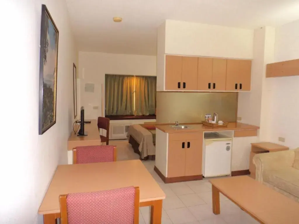 Bed in Filipiniana Hotel Calapan Bed in Filipiniana Hotel Calapan