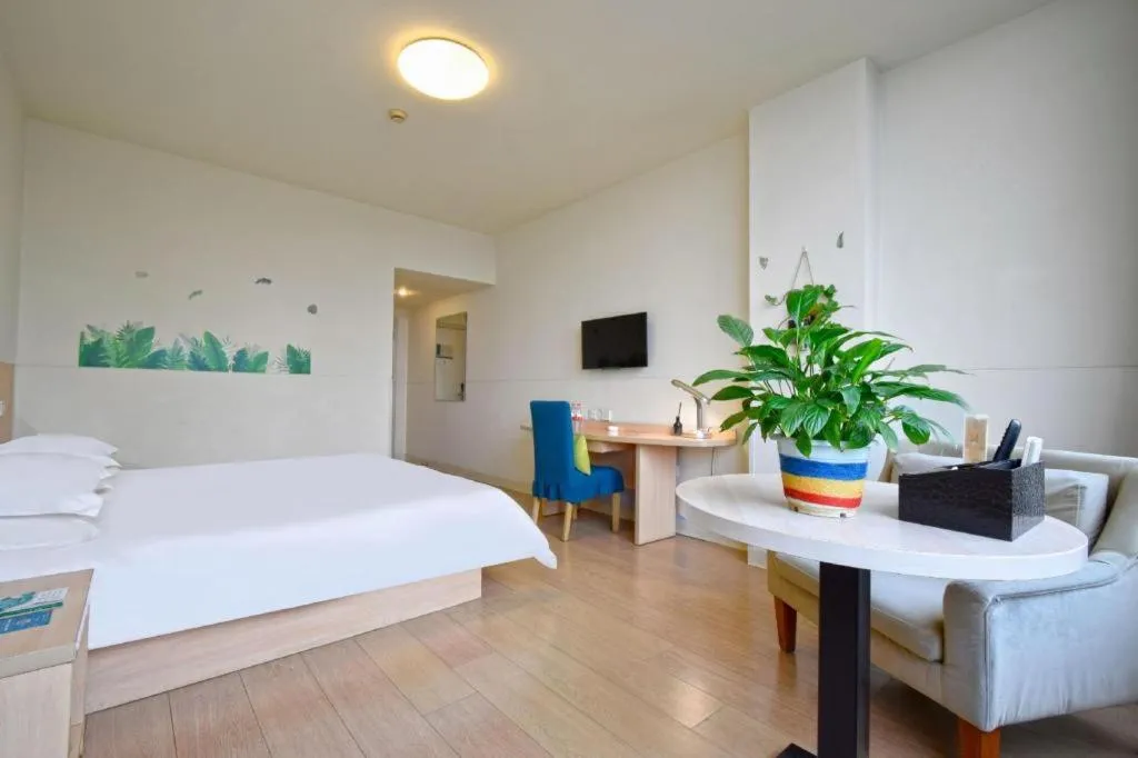 Bed in Jinjiang Inn E'ling Cultural and Creative Second Factory