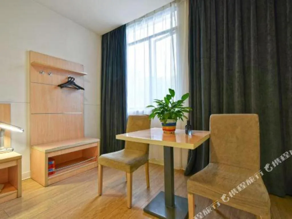 Bed in Jinjiang Inn E'ling Cultural and Creative Second Factory