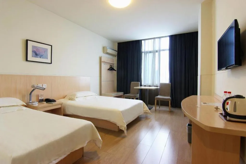 Bed in Jinjiang Inn E'ling Cultural and Creative Second Factory