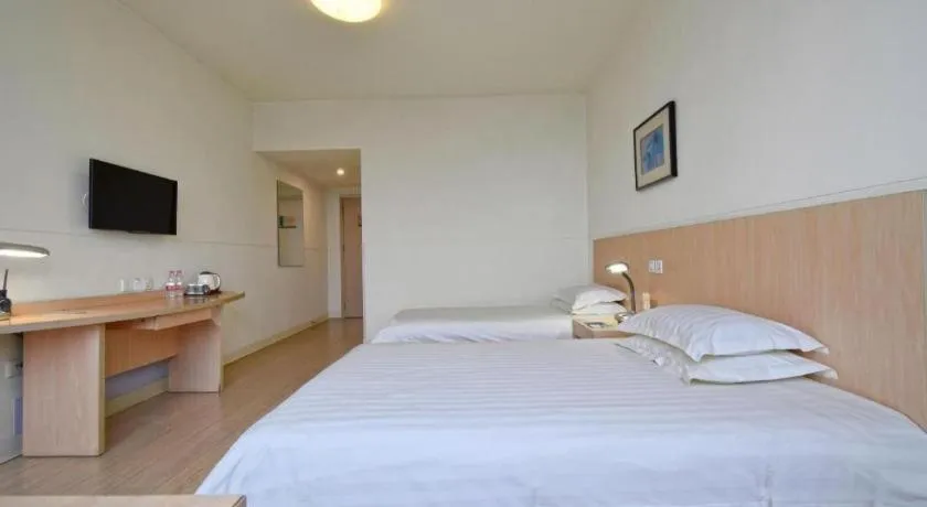 Bed in Jinjiang Inn E'ling Cultural and Creative Second Factory